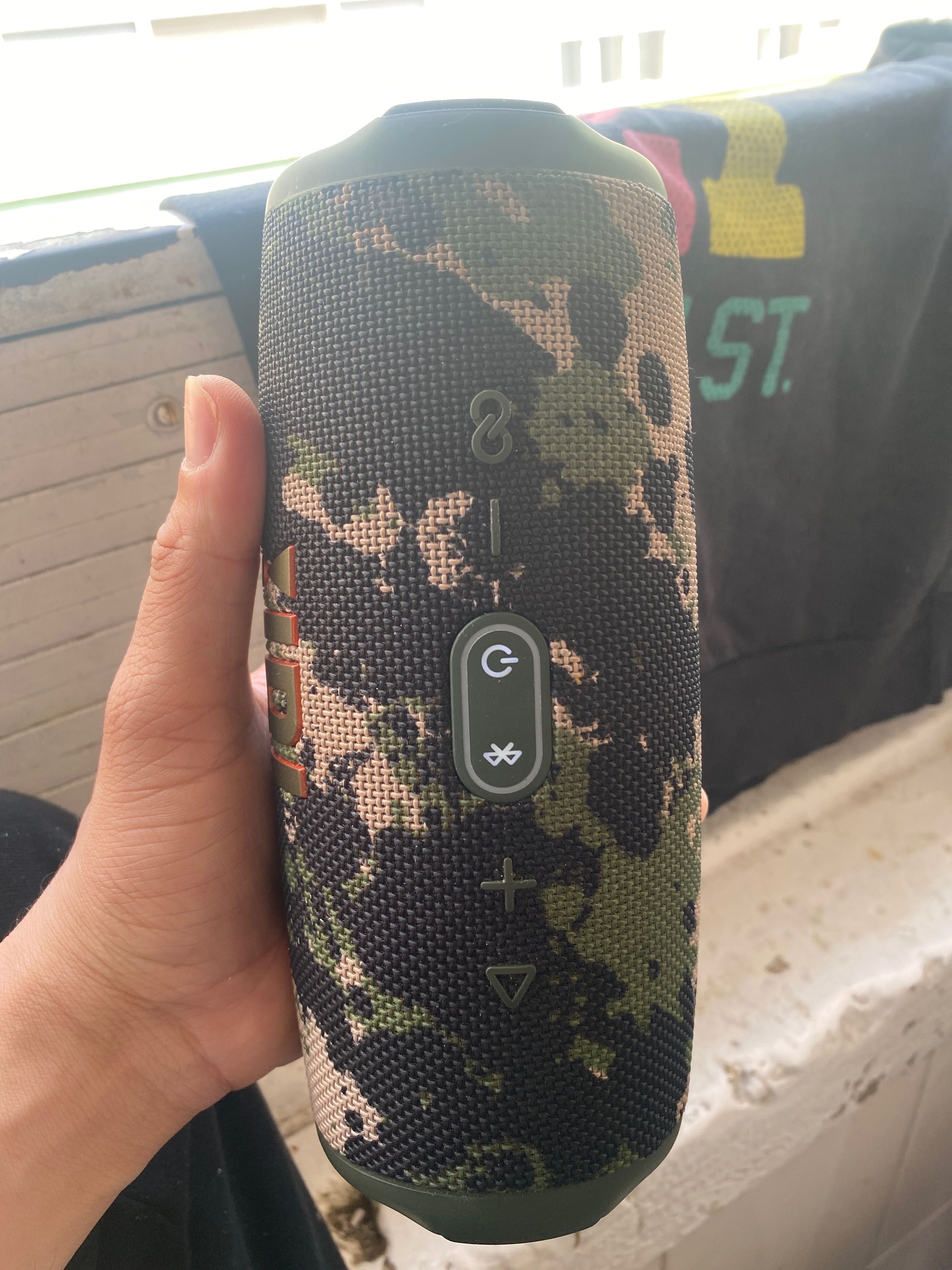 Caixa de som jbl