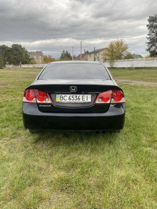 HONDA civik 1.8 автомат