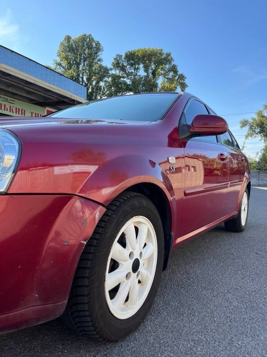 Chevralet lacertti 2012