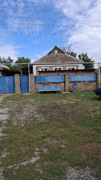 Продам будинок в непоганому стані
