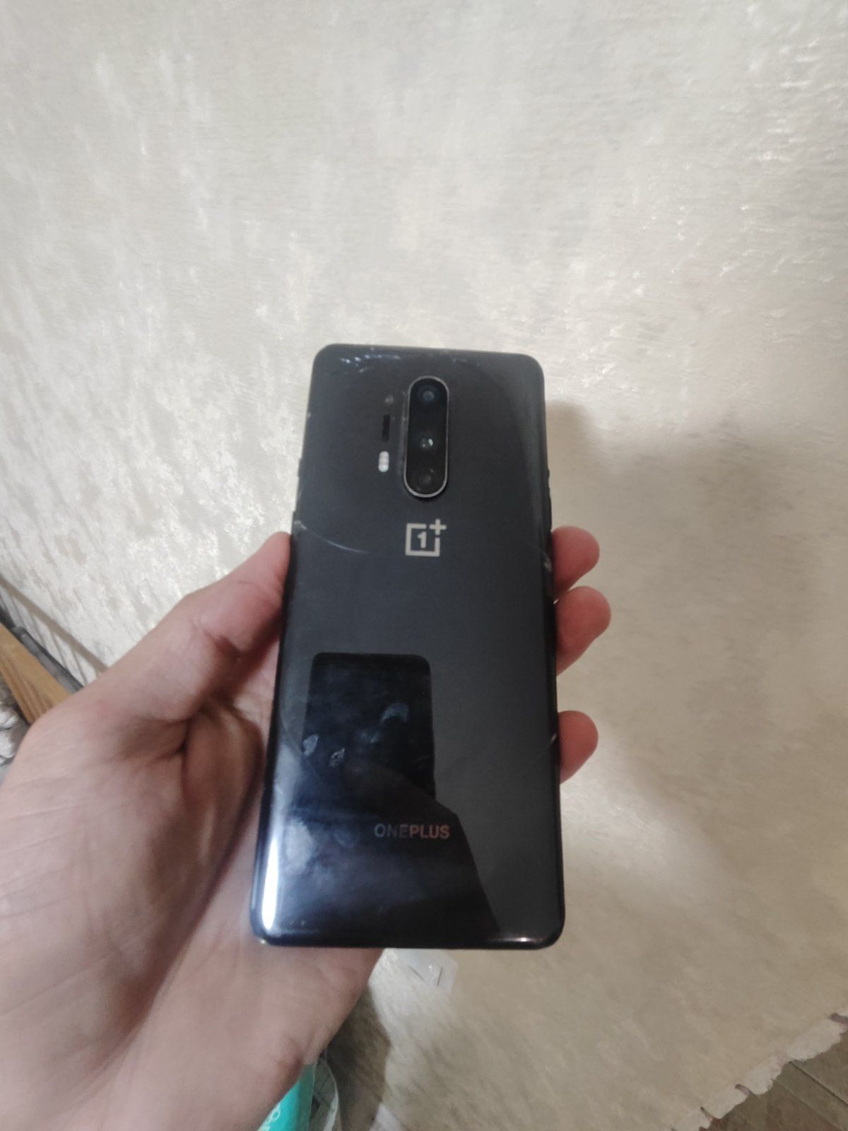 OnePlus 8 Pro 12/256GB битий