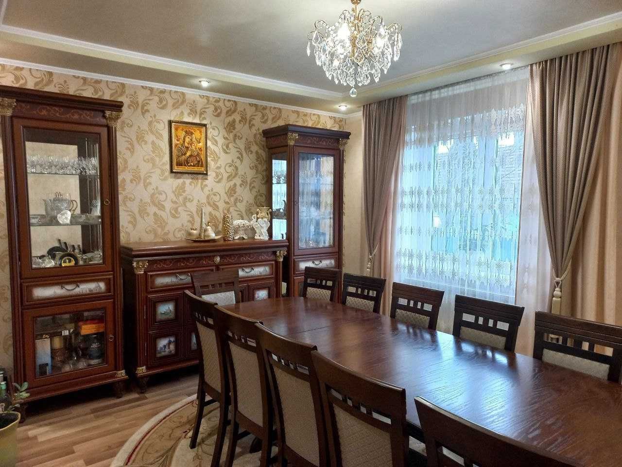 Продаж будинку в Городку