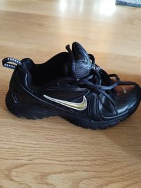 Buty Nike skórzane młodzieżowe