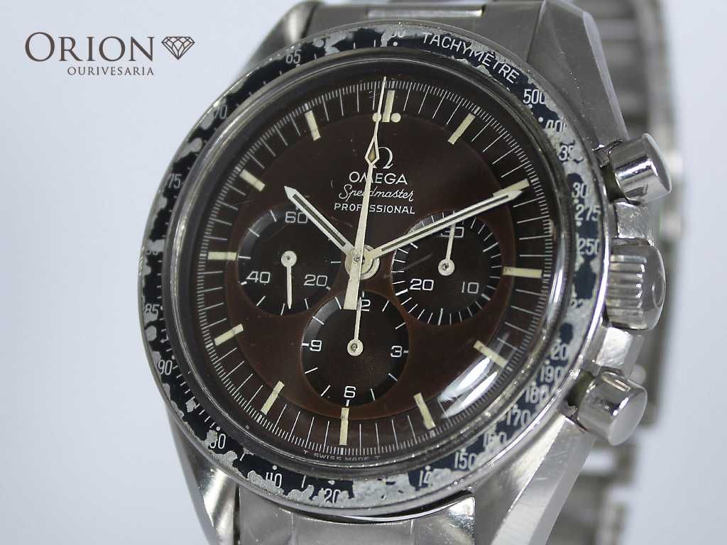 Omega Speedmaster Professional Moonwatch "Tropical Dial"