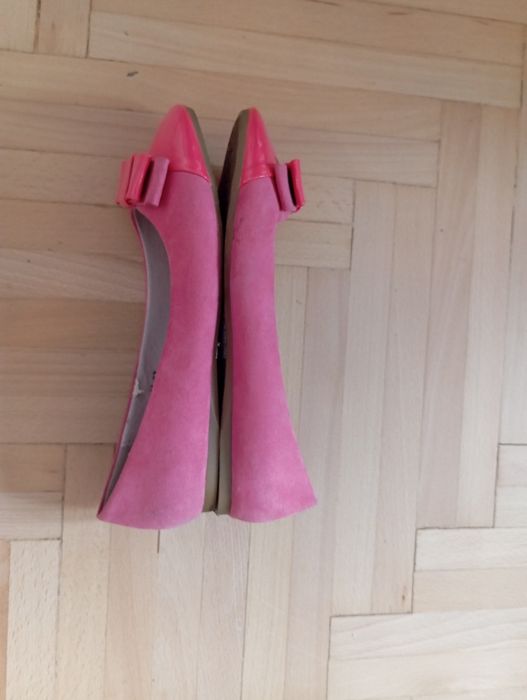 Balerinki zamszowe różowe.