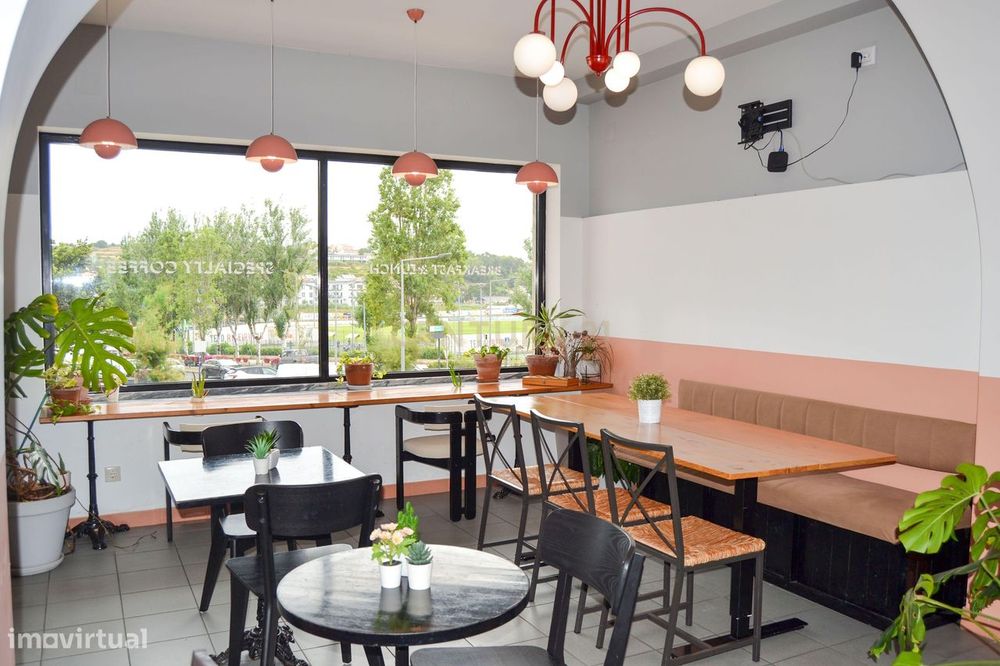 Trespasse de Café em Funcionamento – Centro da Lourinhã