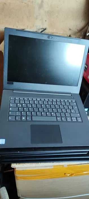 Laptop Lenovo 81HQ