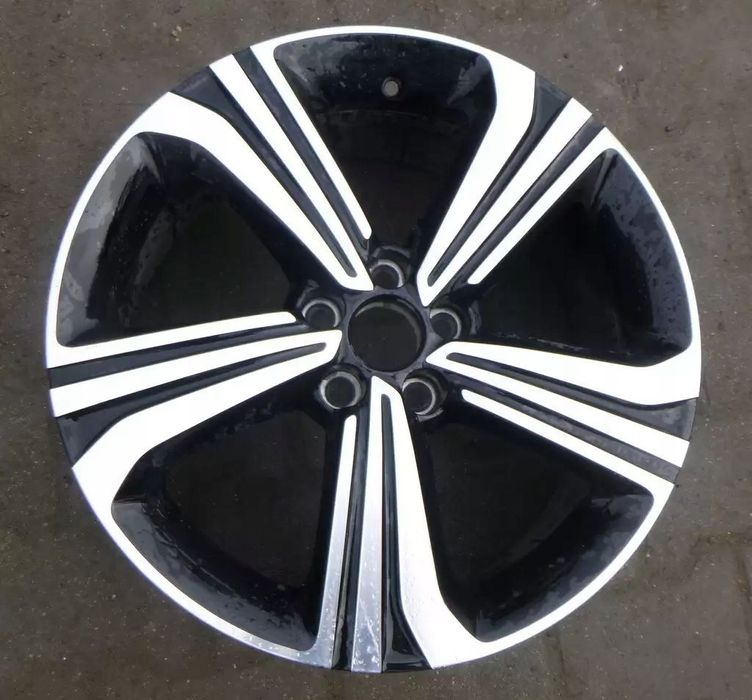 MG Zs Felga Aluminiowa 17&quot; 11513290