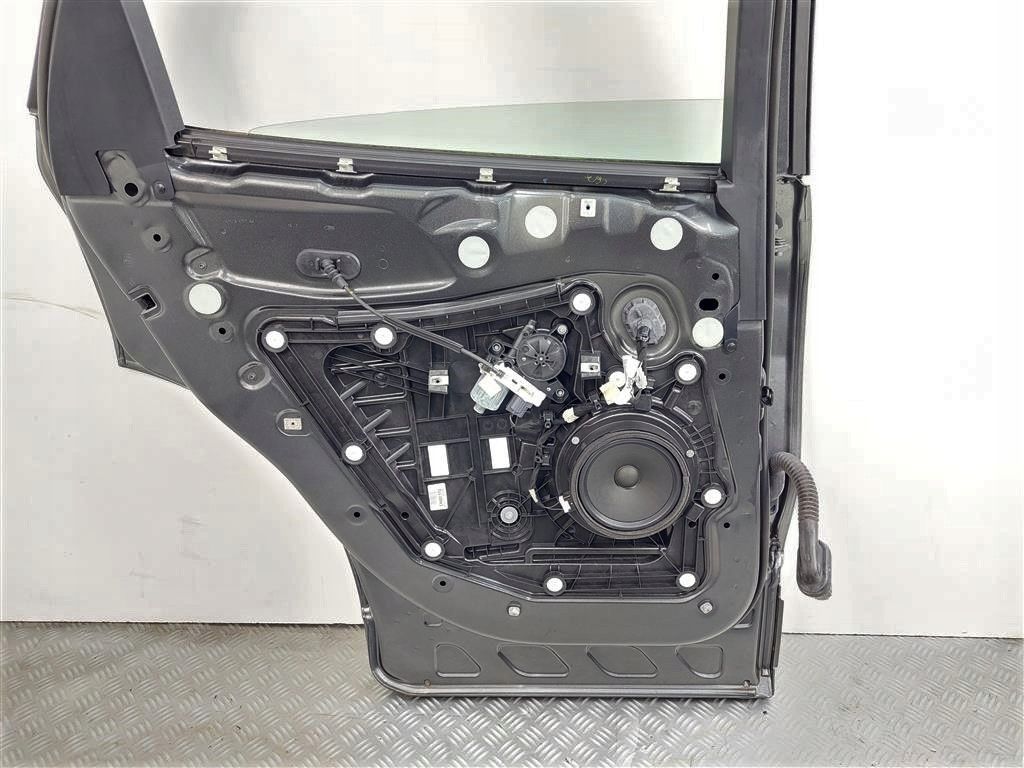Drzwi tylne lewe tył ford kuga MK3 Grafit magnetic grey 2020
