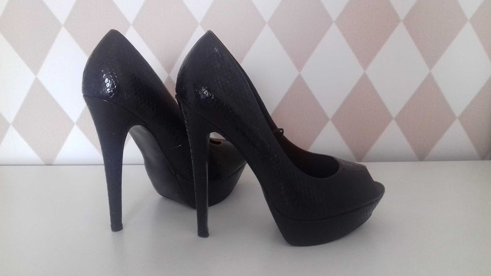 Półbuty szpilki rozm. 37