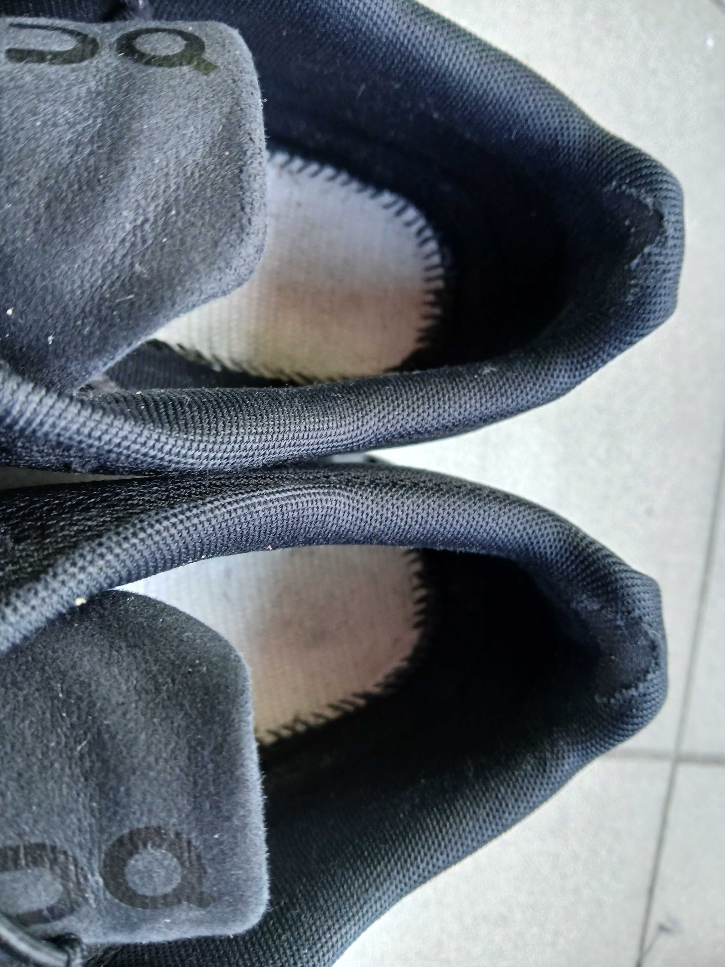 On cloud 5 buty do biegania czarne r. 42