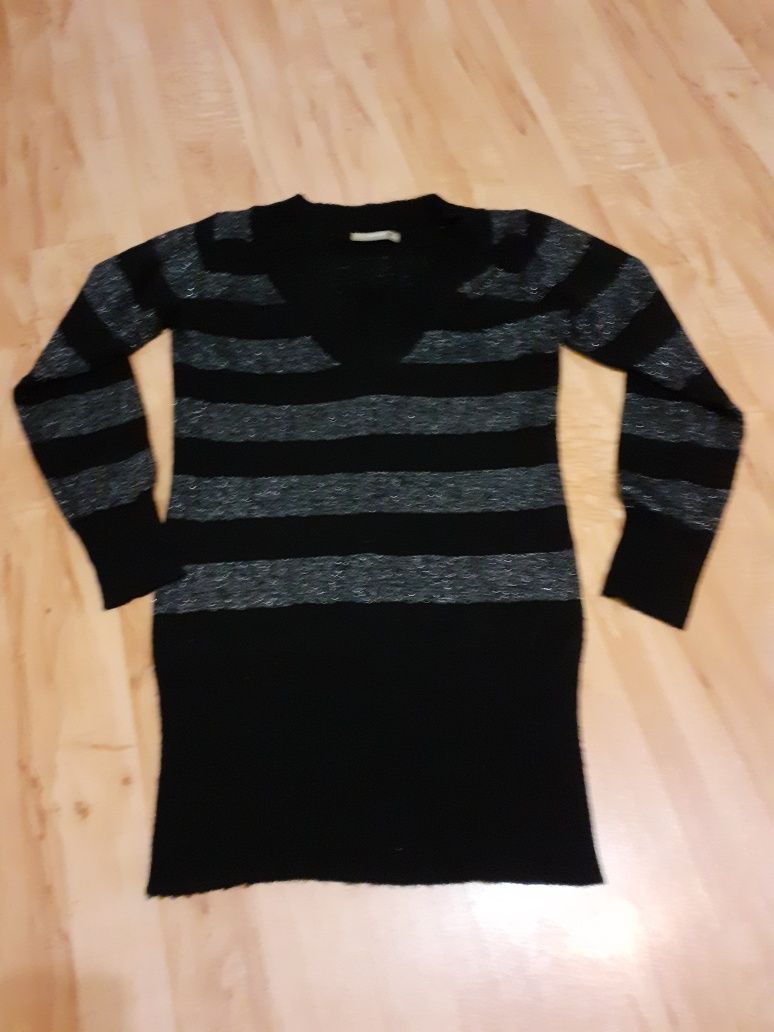 Sweter ze srebrną nitką rozmiar s mywear