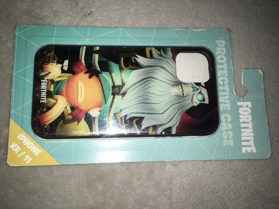 NOWE etui na IPhone 11/XR Fortnite