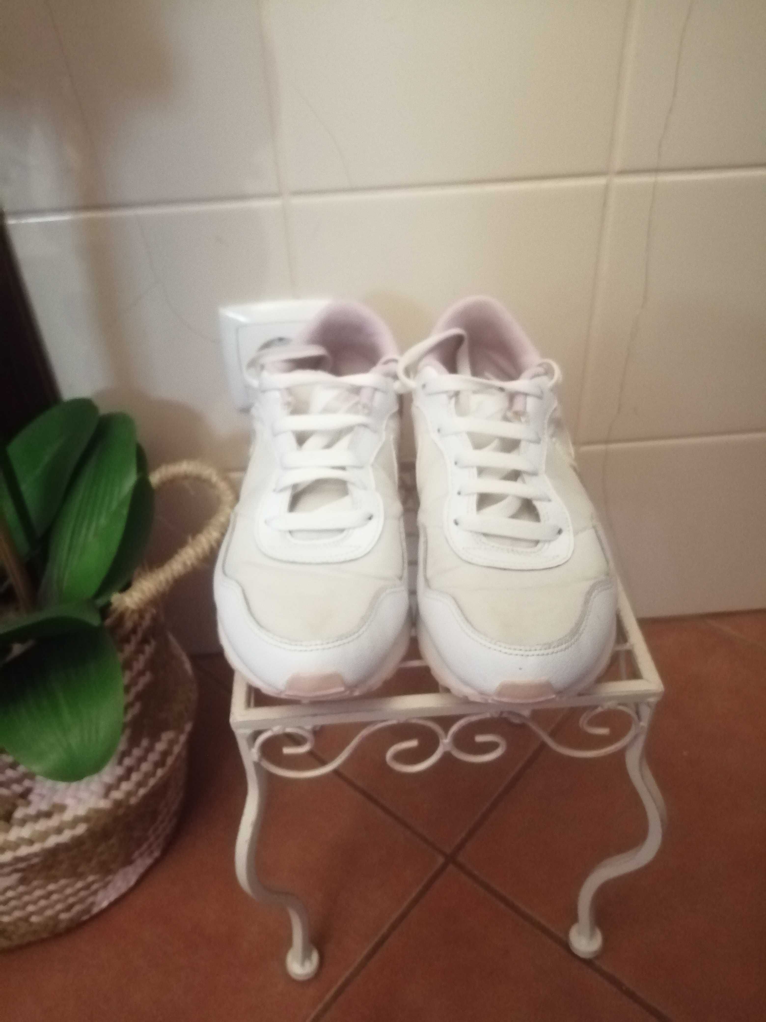 Tenis/sapatilhas Nike 39 bom estado