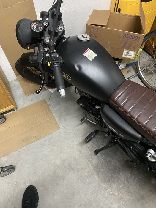 Motociclo MASH 125