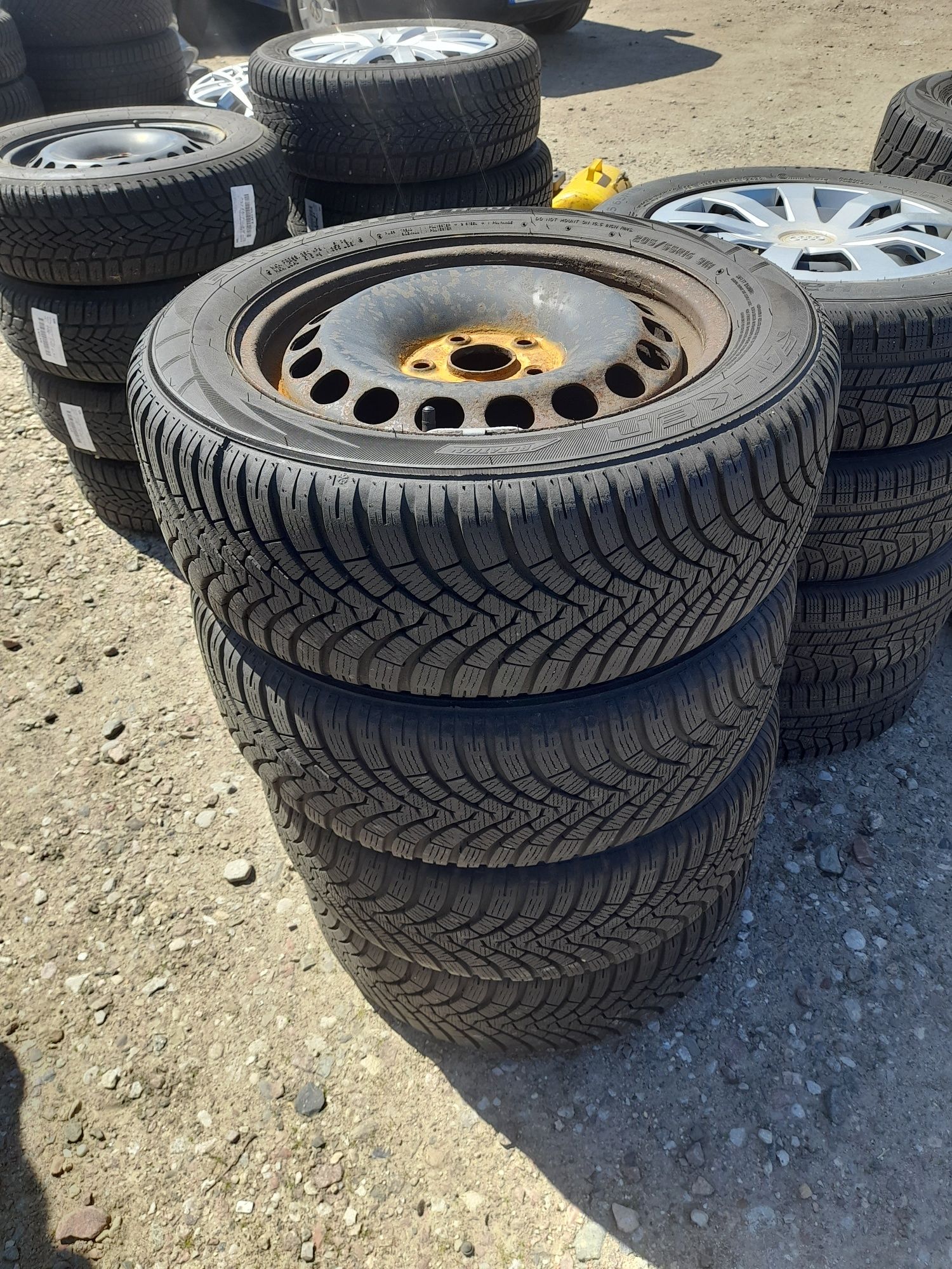 Koła zimowe audi vw 5x112  205 55 r16