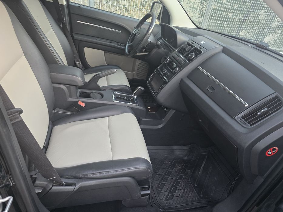 Dodge Journey 130 000km - Motor VW 2.0