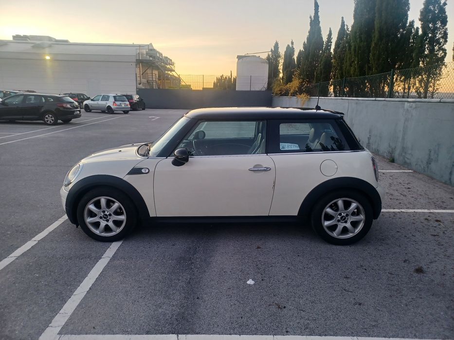 Mini One D econômico e confortável