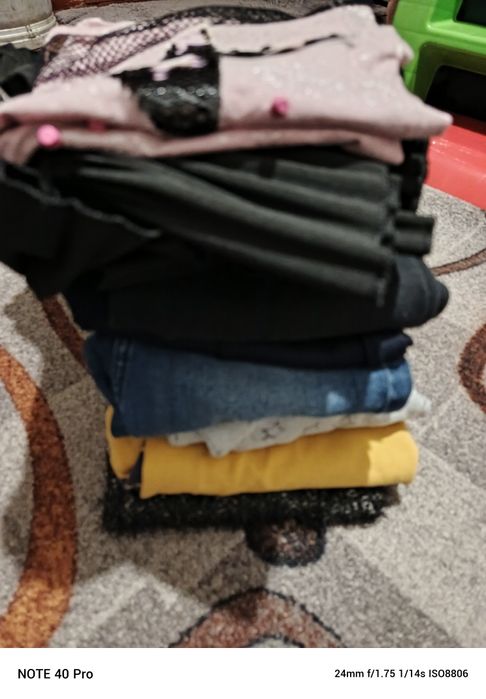 Пакет одягу для дівчинки 137см