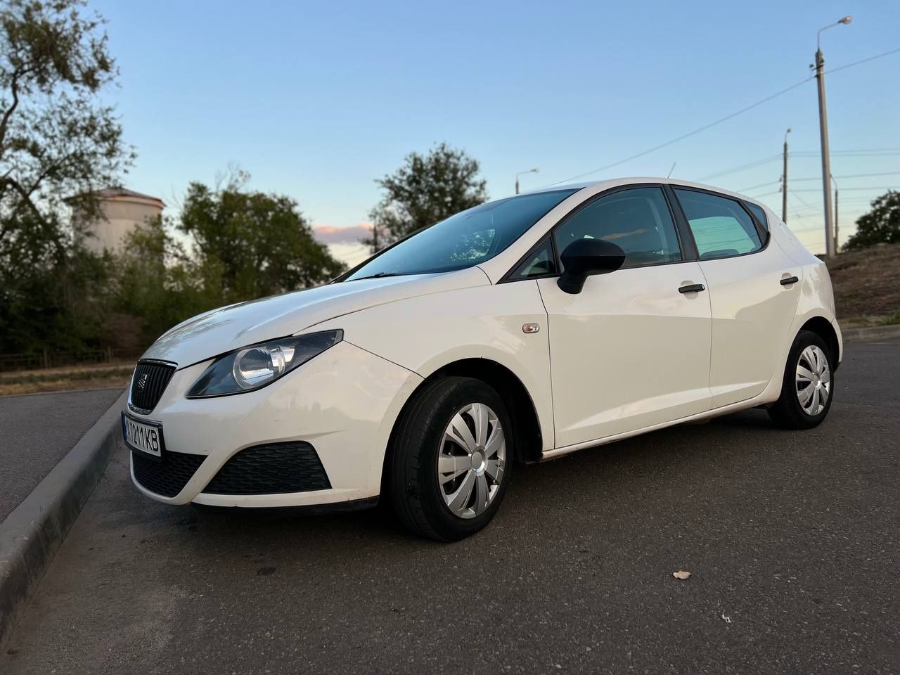 Seat Ibiza 6j 2010 год, торг