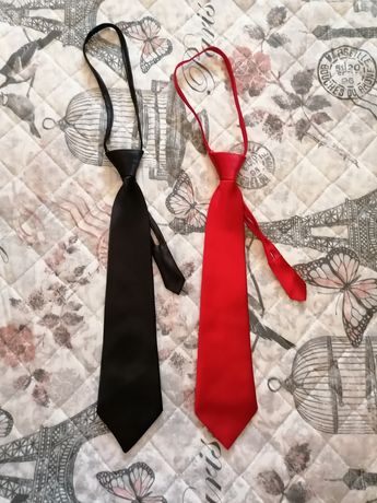 2 gravatas  menino 6€