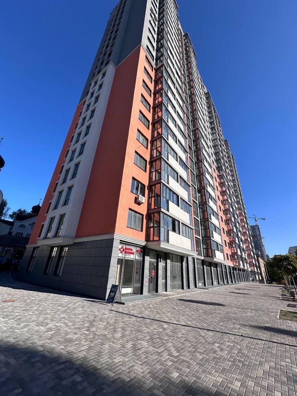 Продам дворівневу 3-к. квартиру у ЖК «Багговутівський», Лукʼянівка KA