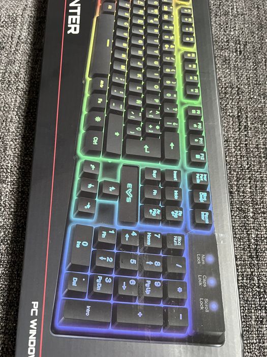 Teclado gaming EVS retroiluminado