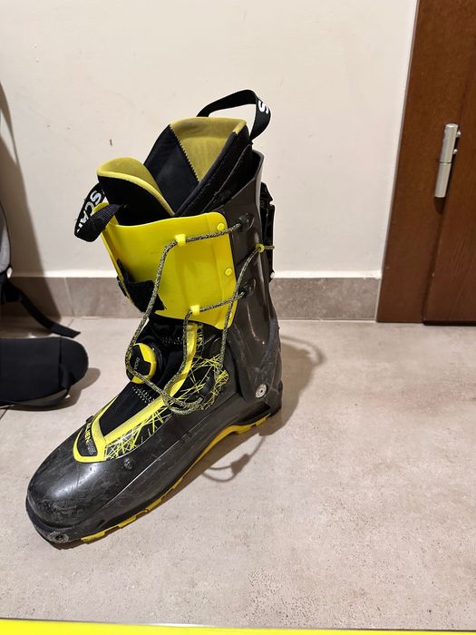 Narty skiturowe dynafit + wiązania + dedykowane foki