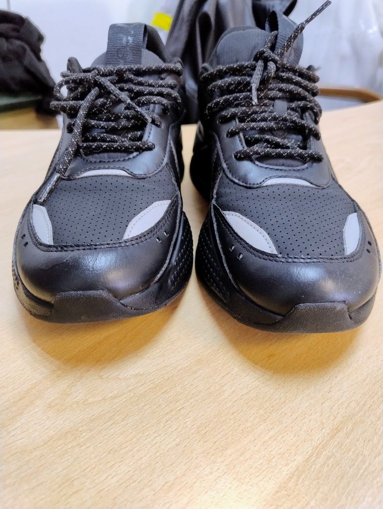 Кроссовки PUMA RS-X Triple Sneakers 44 размер