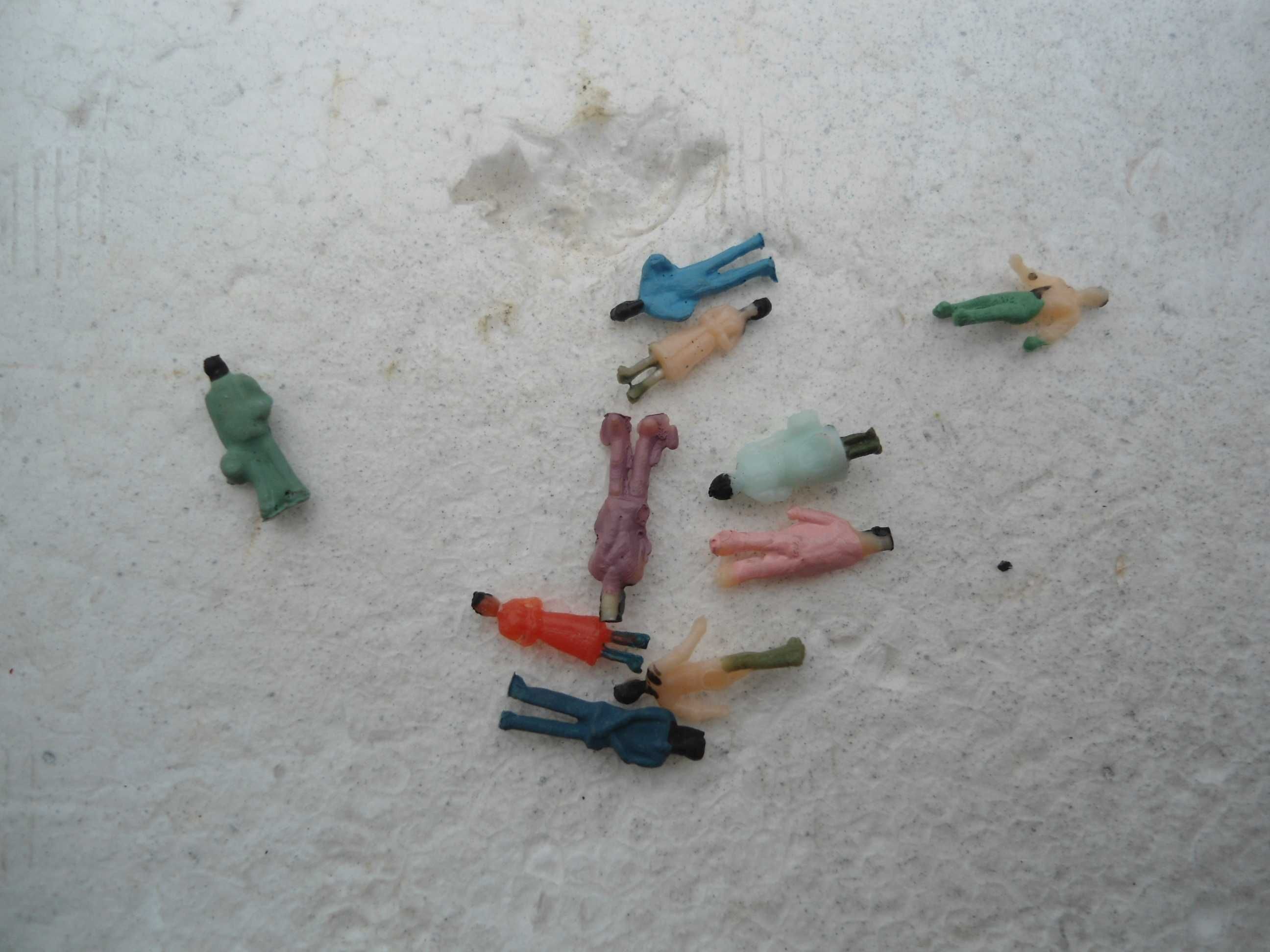 1:160 Lote de 25 bonecos para maqueta comboio