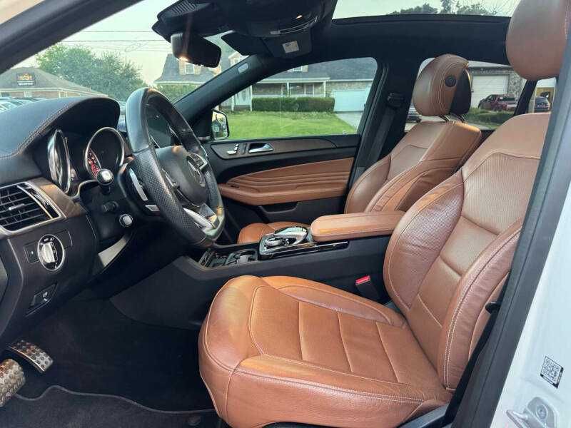Mercedes-Benz GLE AMG GLE 43      2017
