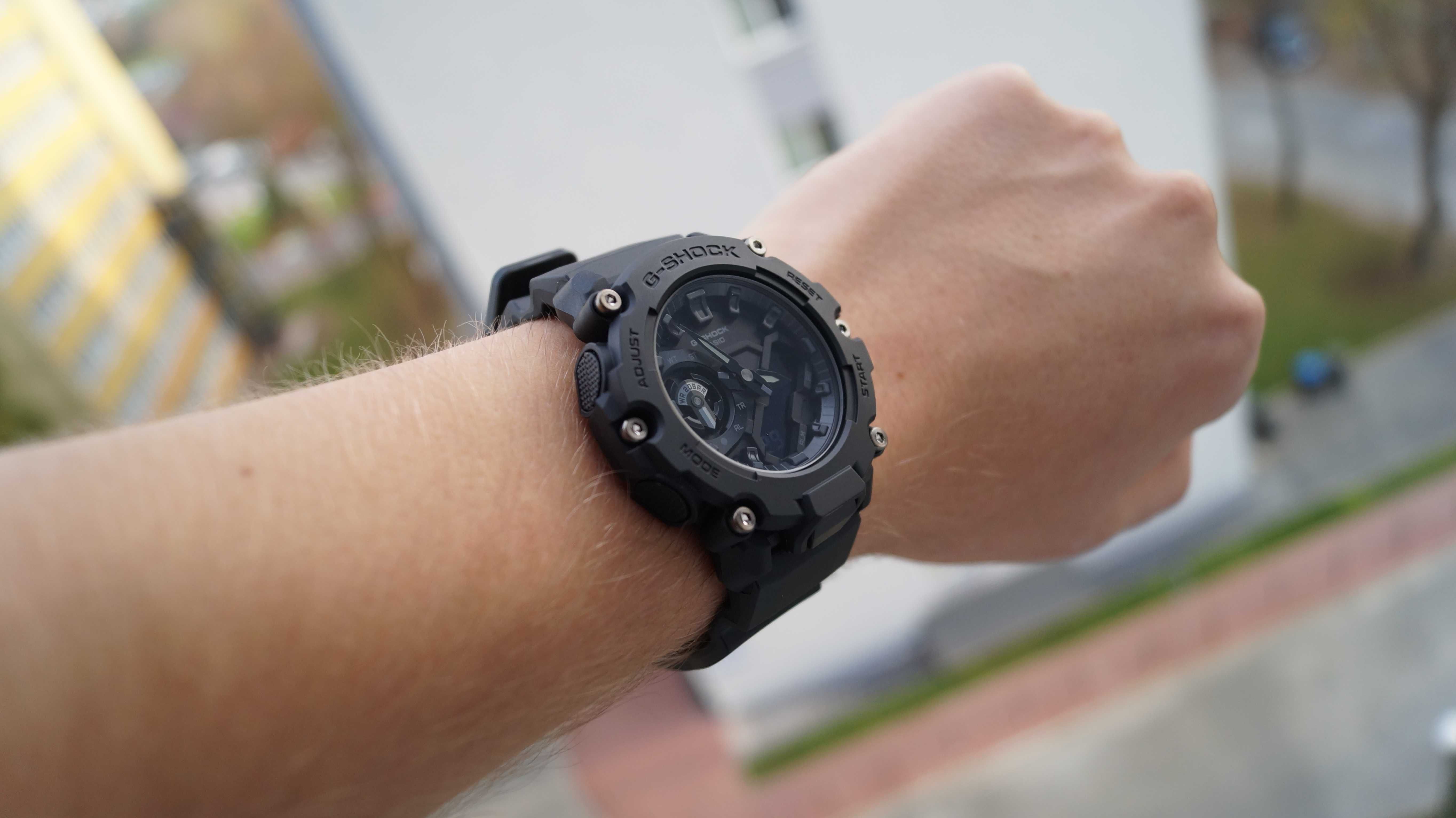 Годинник Casio G-Shock GA-2200BB-1AER ЧОРНІ