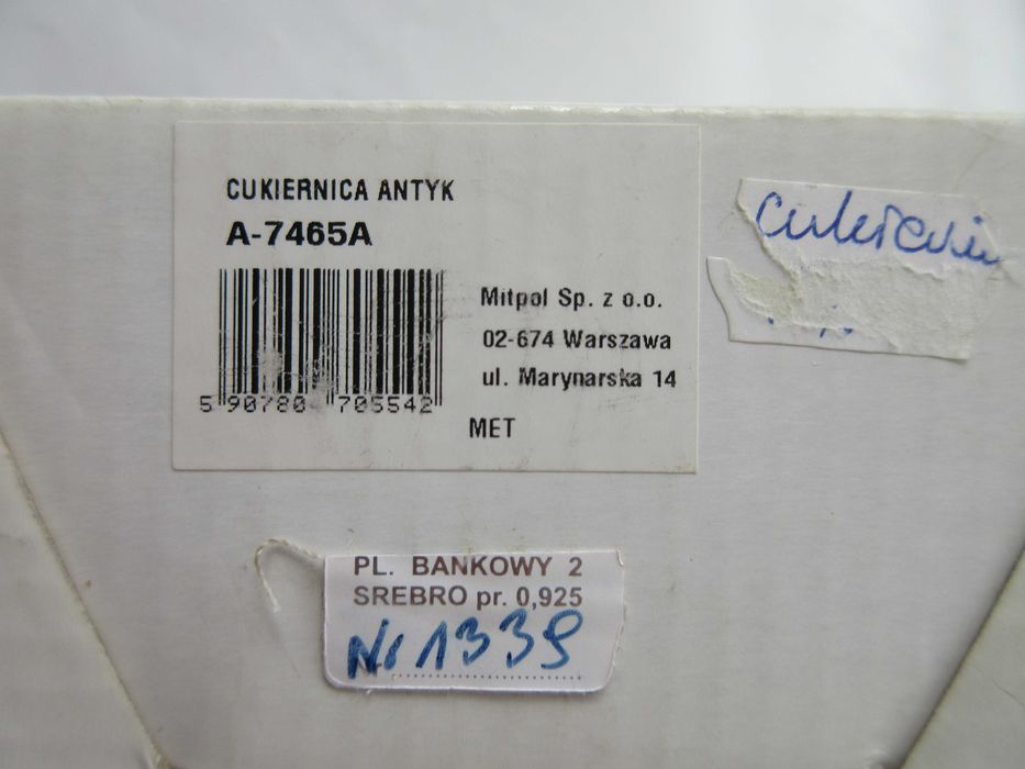 Nowa posrebrzana cukiernica w oryginalnym opakowaniu