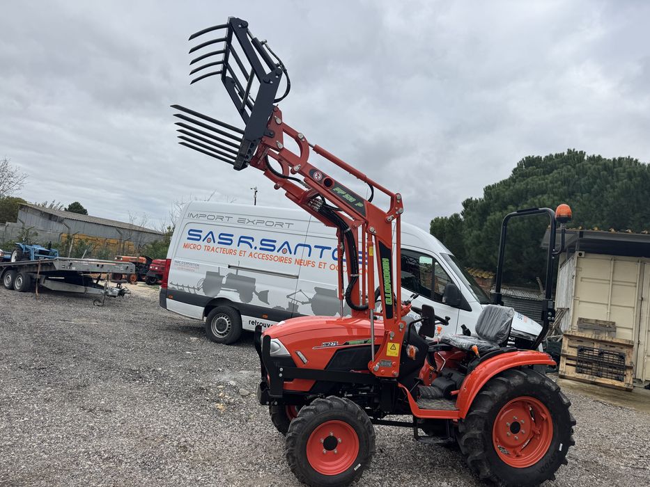 Trator hinomoto HM 275 com matricula