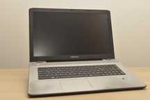 Laptop Medion Akoya 17'