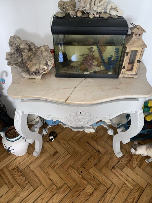 Movel com cerca de 70 anos pedra marmore