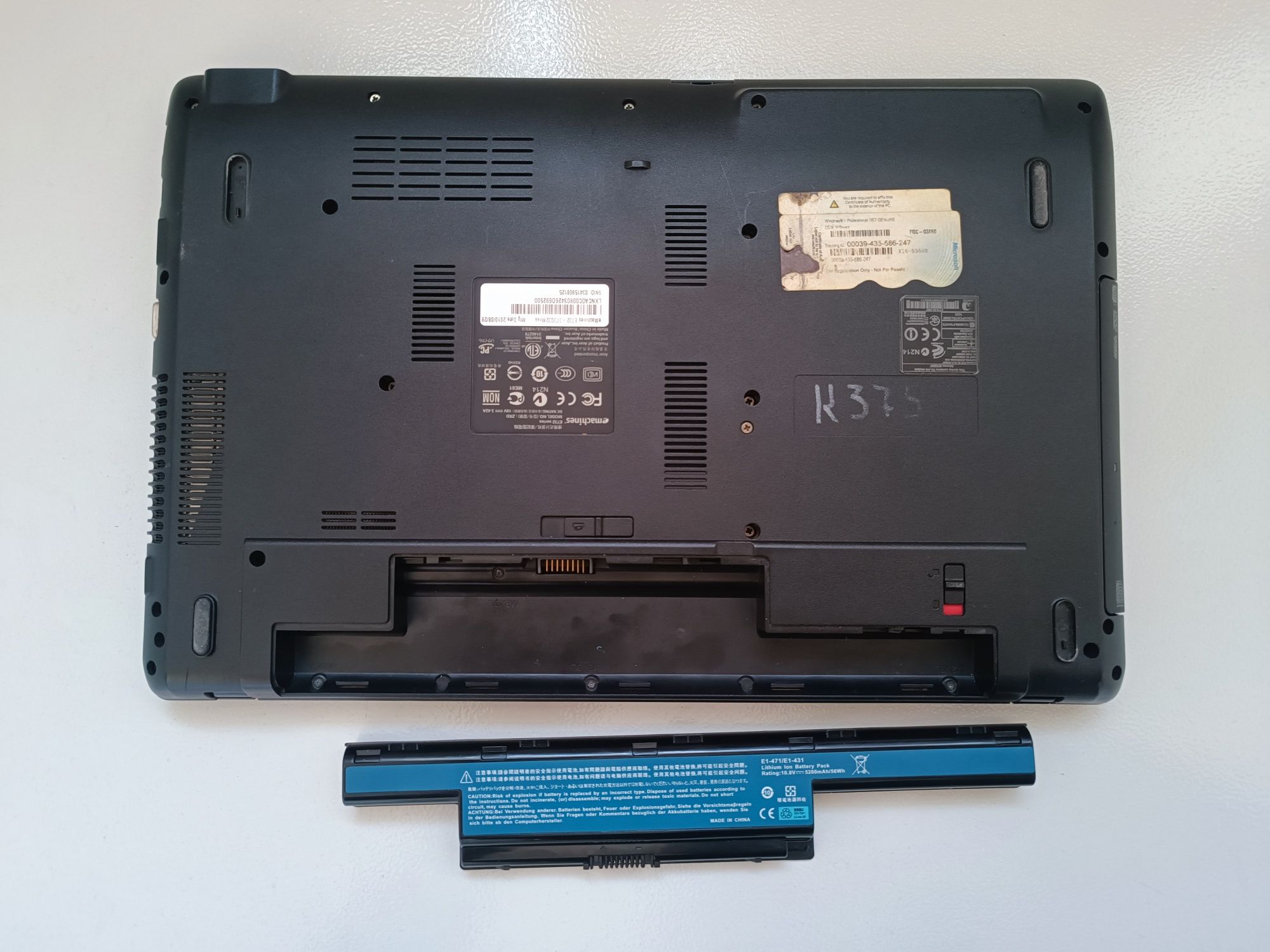 Ноутбук Acer eMachines E732 у гарному стані