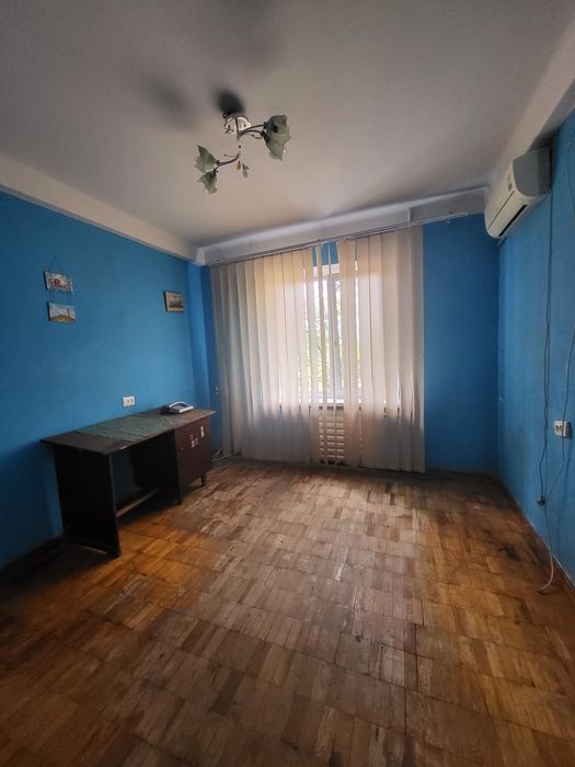 Аренда 2 х комн.кв 3 ий Шевченковский по улице  Авраменко на  3 этаж