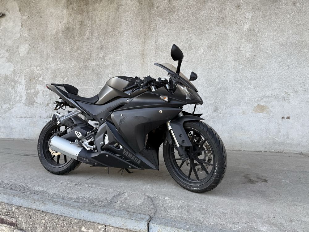Yamaha yzf r 125 uszkodzona z Niemiec 2015 odpala