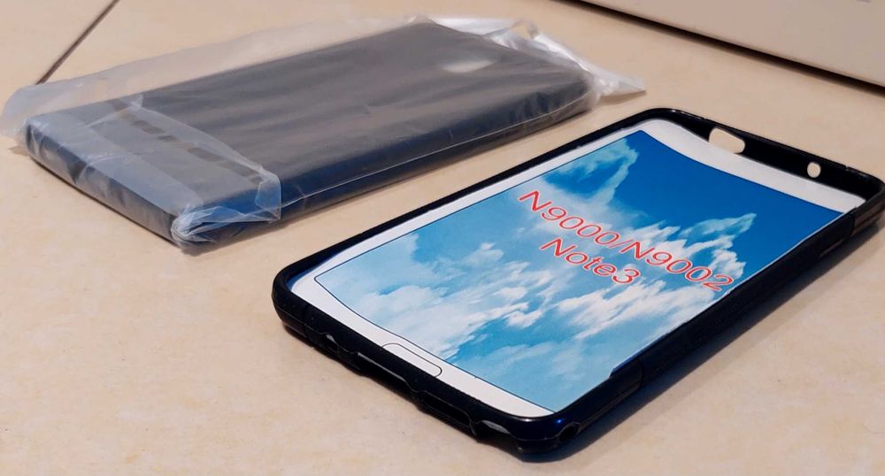 Samsung Galaxy Note 3 -szybka  2szt. etui