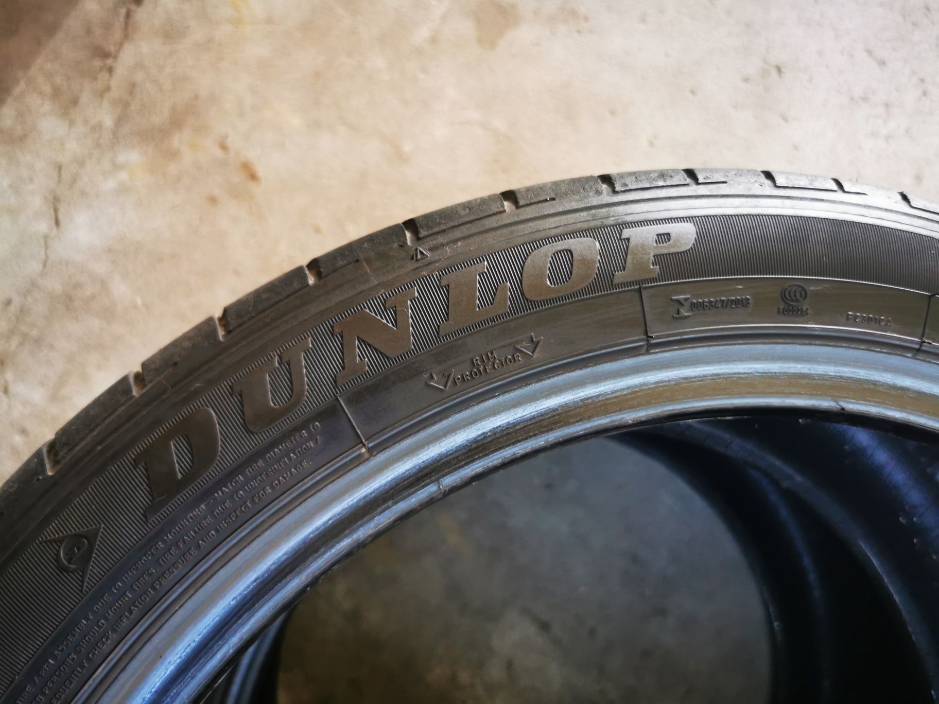 2x Opony letnie 255/40/19 Dunlop
