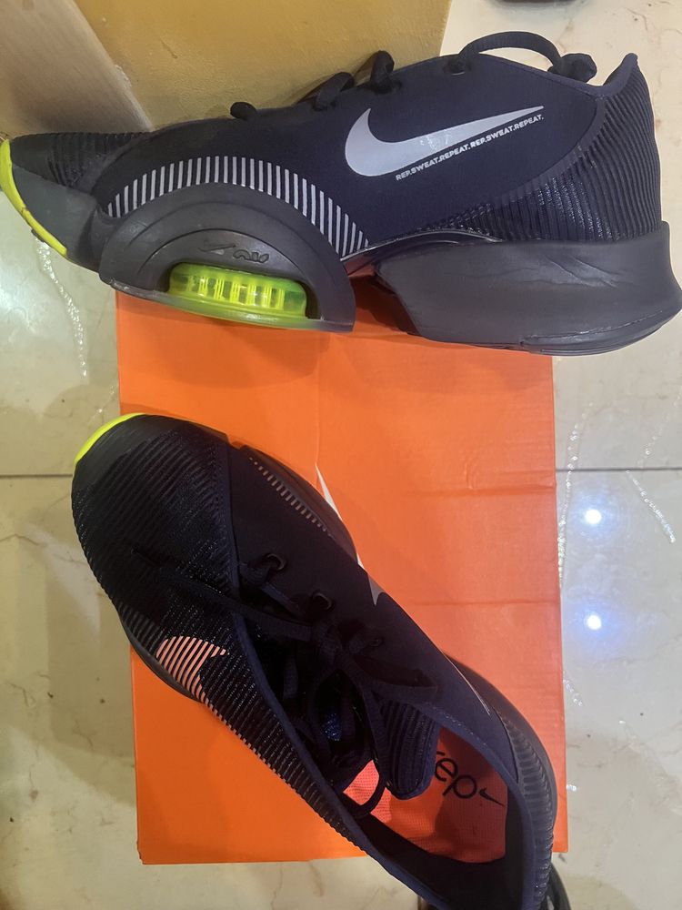 Кроссовки Nike Air Zoom SuperRep 2
