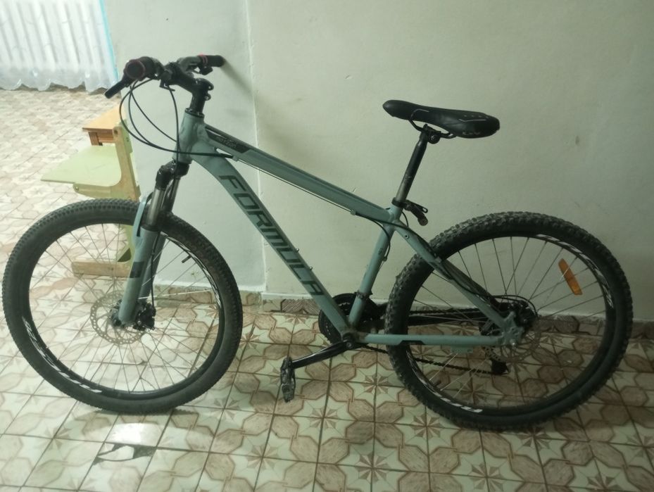 Продаю велосипед formula