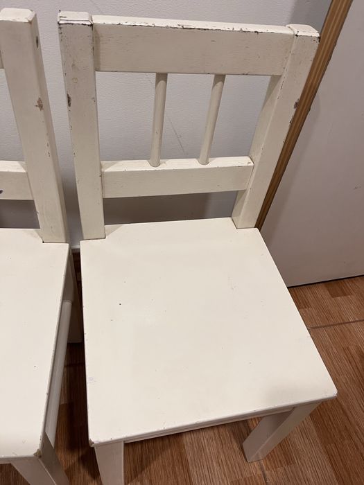 2 cadeiras para criança ikea