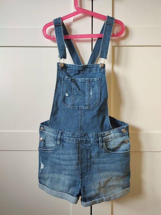 Jeansowe ogrodniczki