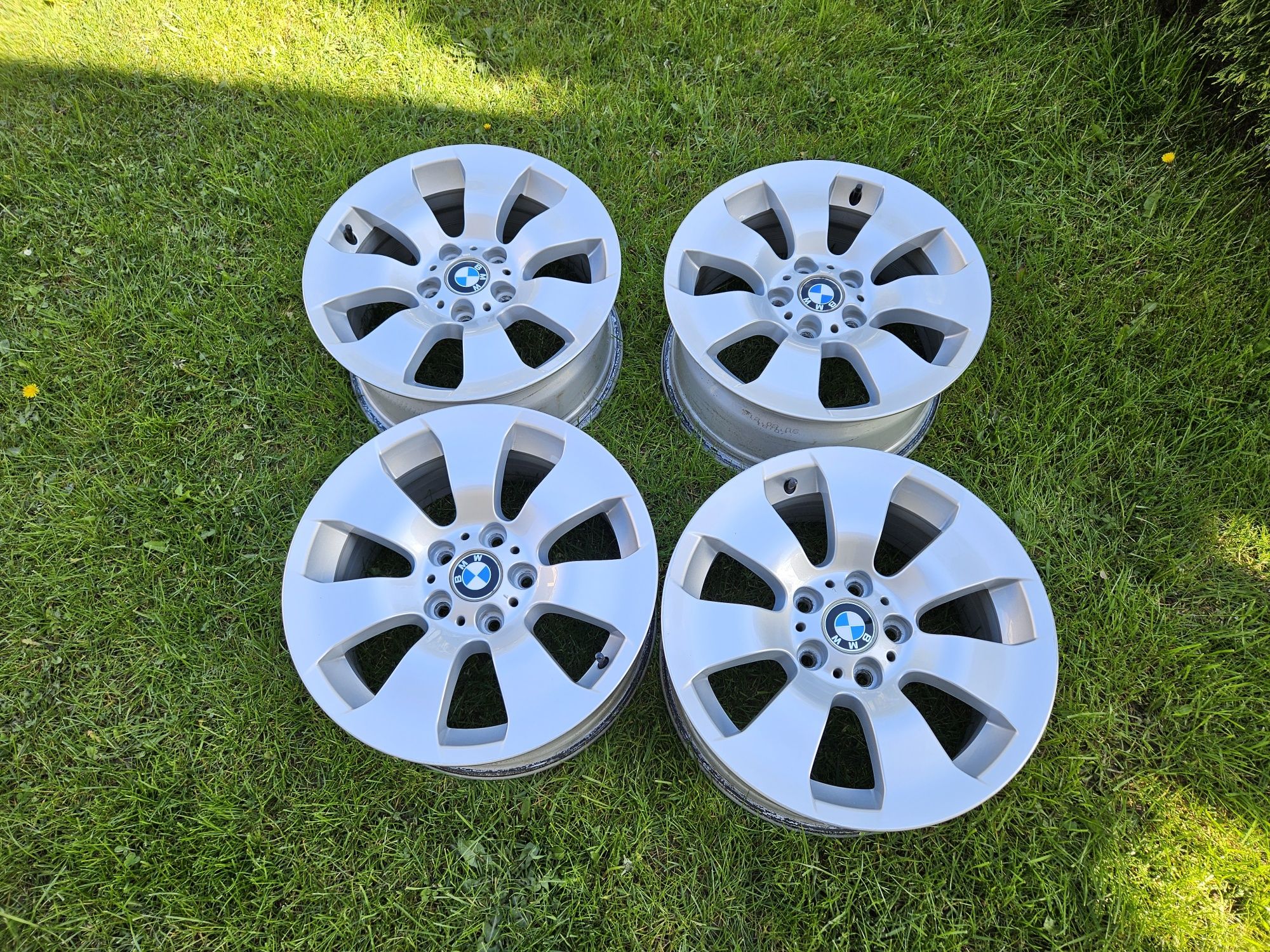 Alufelgi r17 5x120 Bmw Opel Insignia Vw T5 T6 Vivaro Trafic