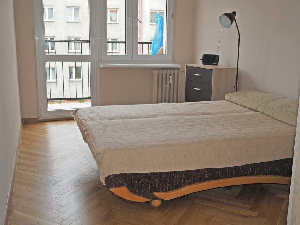 2 pokojowe 46 m2 z balkonem II piętro, ul. Wyspiańskiego