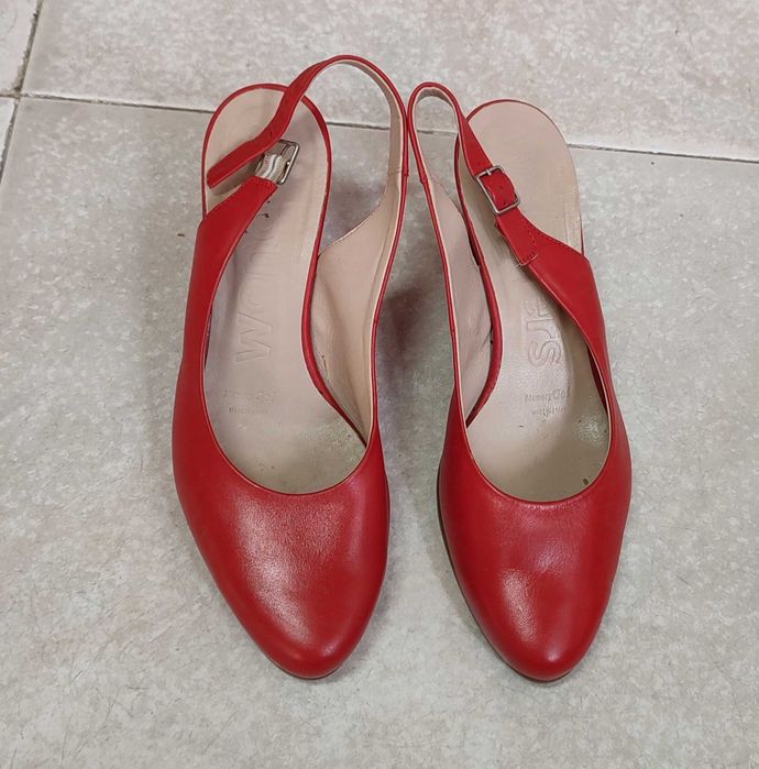 Vários sapatos número 41