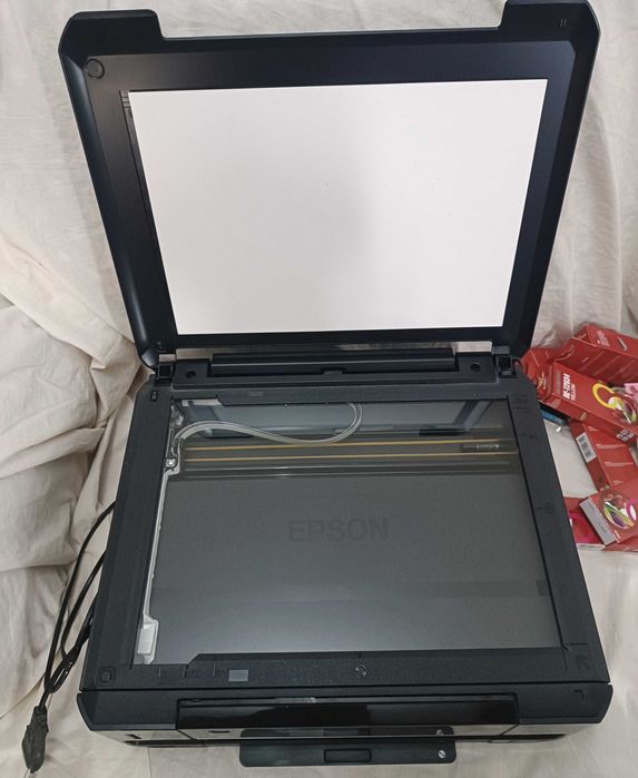 Impressora Epson XP-600 multifunções