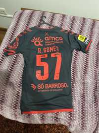 Camisola de jogo do Rodrigo Gomes